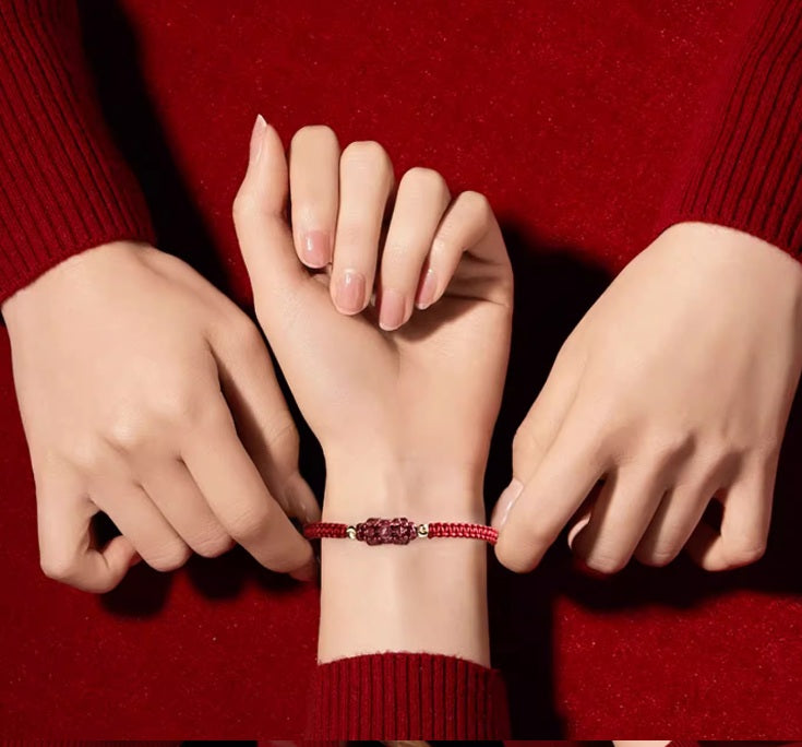 Natural raw ore refined women's Pixiu bracelet, cinnabar bracelet